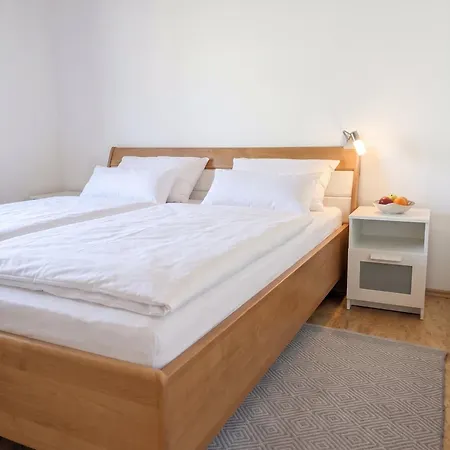 Holiday home Fuenfseen-glueck Fuenfseen